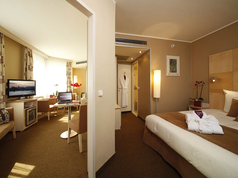 Mercure Korona